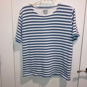 Women’s blue and white cotton top. Moving Bleu.